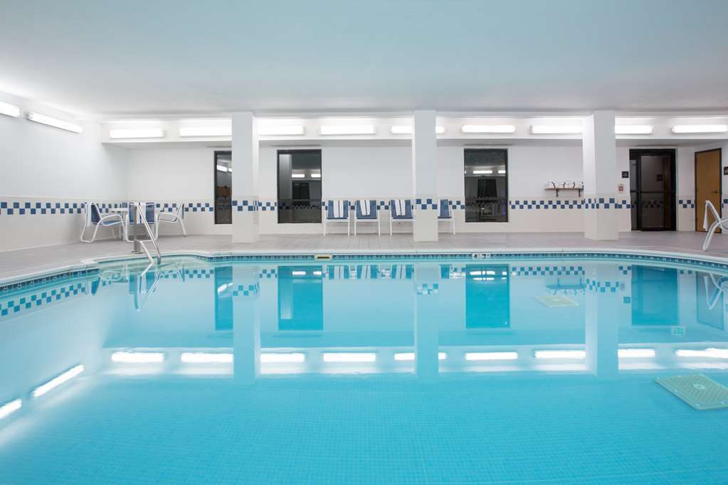 Baymont By Wyndham Thornton Hotel Facilități foto