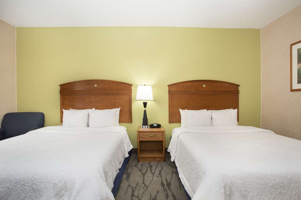 Baymont By Wyndham Thornton Hotel Cameră foto